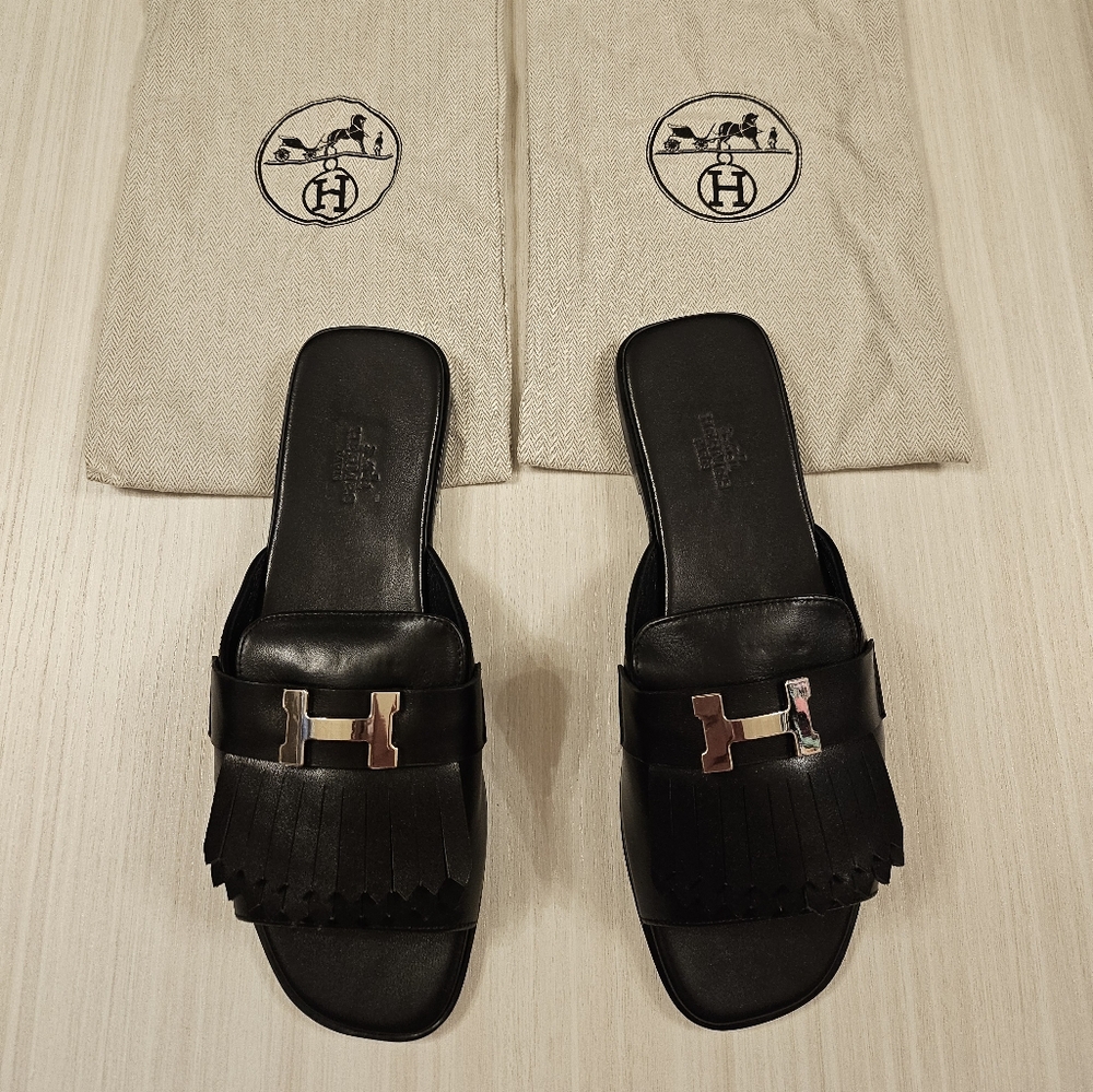 Hermes Mules - size 40 - Black